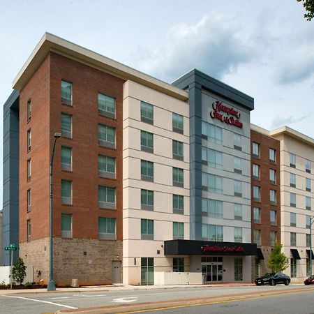 Hampton Inn & Suites Greensboro Downtown, Nc Exterior foto